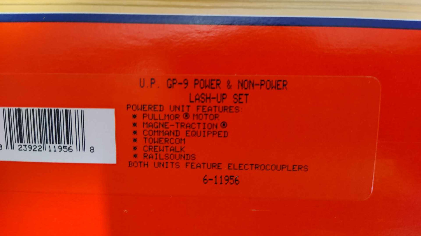 LIONEL 6-11956 UNION PACIFIC GP-9 LASH-UP SET