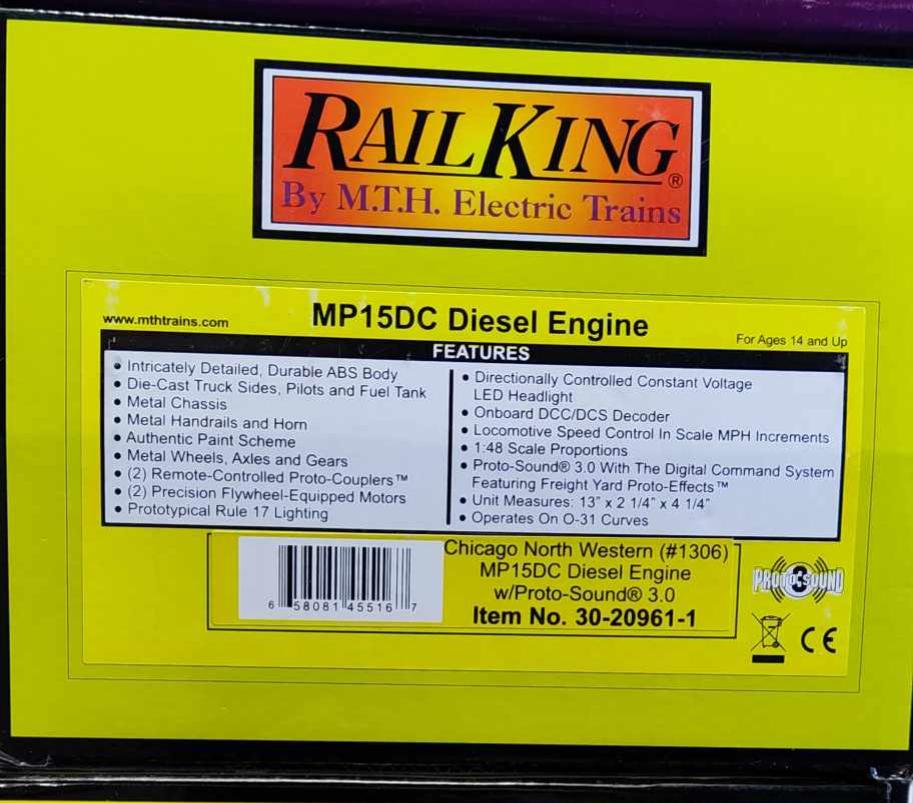 MTH RAILKING 30- CHICAGO NORTH WESTERN # 1306 MP15DC DIESEL ENGINE